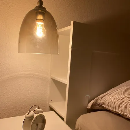 Schoene 2 Raum-wohnung In Apartamento